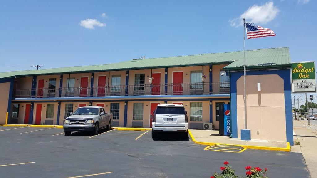 Budget Inn - Washington Экстерьер фото